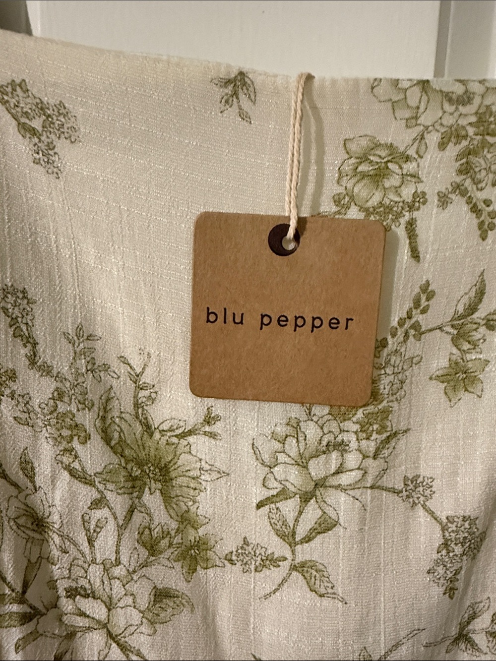 Blu Pepper Cottage Core Floral Puff-Sleeve Mini Dress - Picture 2 of 5